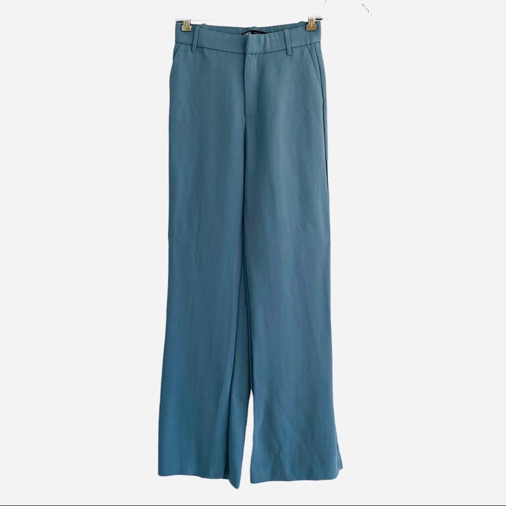 Zara Straight Legs Green Trousers Pants